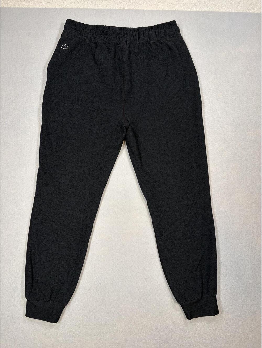 Beyond Yoga Gray Joggers Size M Soft Lounge Athleisure Pants Drawstring - Picture 2 of 13